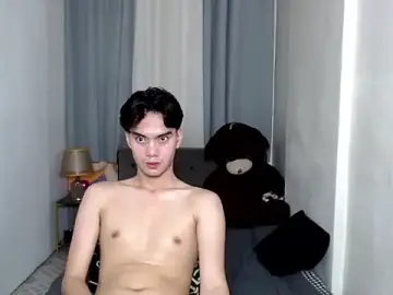 Stripchat Sex Cam of asian_cale