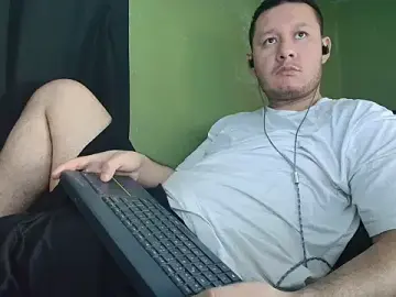 Stripchat Free Porn Cam of sweet_cock28