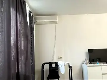 Stripchat Nude Webcam of KiraJaydes