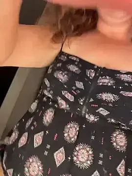 Stripchat Sex Cam of XoMisty