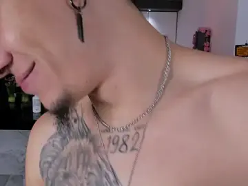 Stripchat Best live sex cam show of sexy_hot_friends_