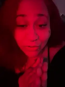 Stripchat Live Sex Cam of Juicyjordie