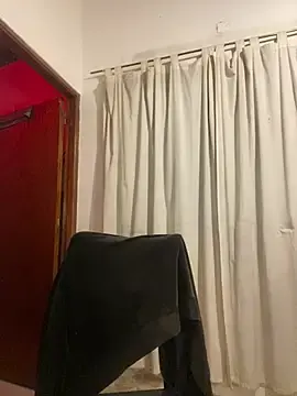 Stripchat Live Sex Cam of valulopxx