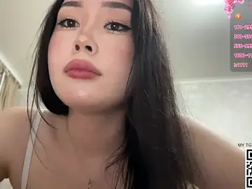 Stripchat Watch Live Sex Cams of LilowNax