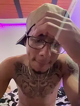 Stripchat Best live sex cam show of zack_boy1