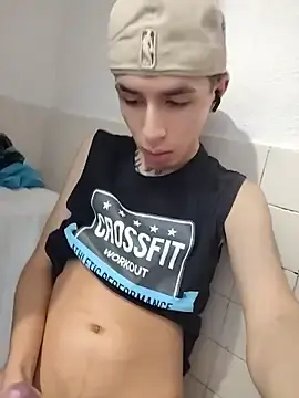 Stripchat Live Porn of adriaav