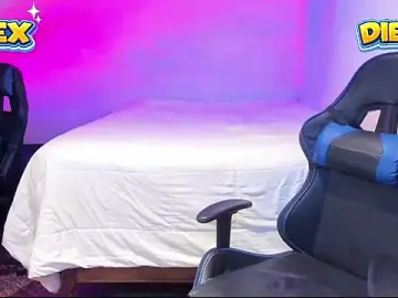Stripchat Free Porn Cam of AlexJaz11