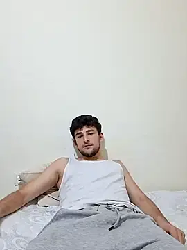Stripchat Adult Webcams of Yasinyasin7
