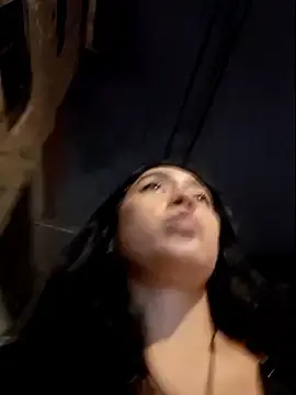 Stripchat Adult Video Chat of Eveelync25_