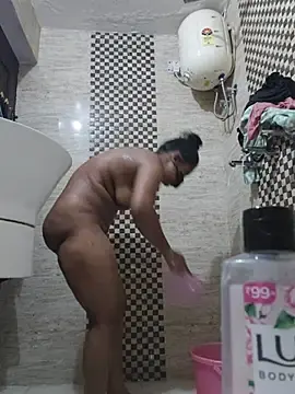 Stripchat Nude Webcam of jaanvisharmaaa