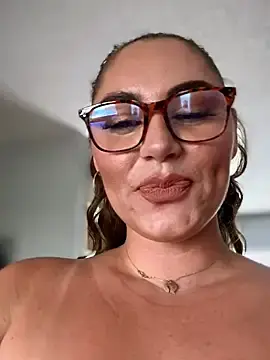 Stripchat Adult Video Chat of lovely_beast