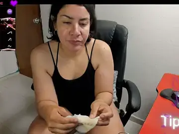 Stripchat Live Porn of peanut_tangerine