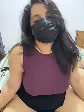Stripchat Nude Webcam of Savi-SL