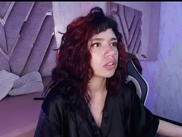 Stripchat Live Sex of redd_pandaa