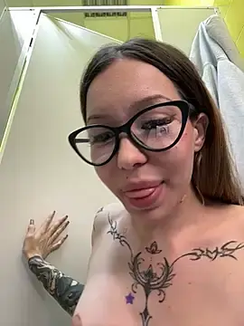 Stripchat Free Live Porn of babydolll
