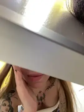 Stripchat Sex Cam of babydolll