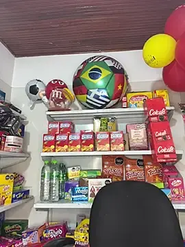 Stripchat Live Sex Cam of kitty__pinnk