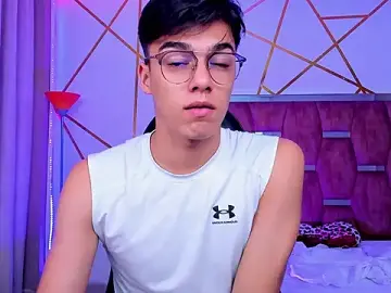 Stripchat Free Porn Cam of Gerony_
