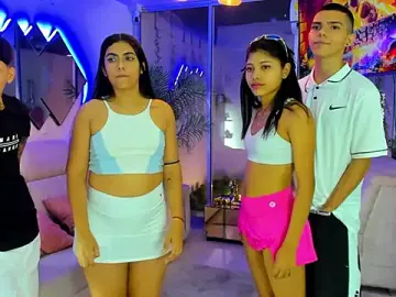 Stripchat Live Sex of stangirls_
