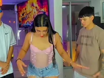 Stripchat Live Sex of stangirls_