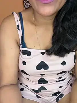Stripchat Sex Cam of hornycouple096