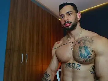 Stripchat Watch Live Sex Cams of massimo_visconti