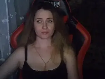 Stripchat Adult Webcam of KiraKisskiss