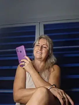 Stripchat Sex Chat of almaluna7