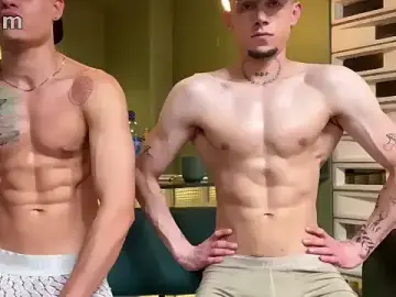 Stripchat Nude Webcam of strongManLatino
