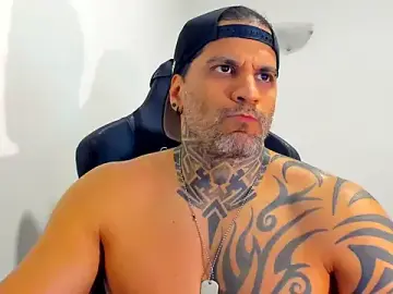 Stripchat Nude Webcam of JoshRigby