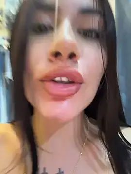 Stripchat Adult Webcam of clarachanelricek