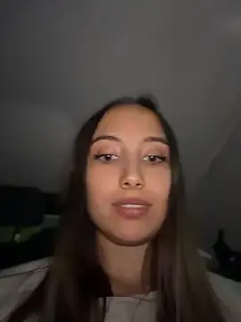 Stripchat Free Porn Cam of ICrazyOneIRL