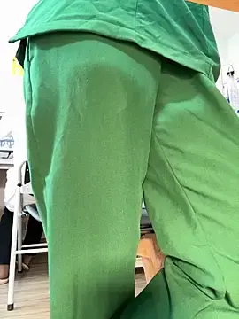 Stripchat Free Live Porn of secretly_masturbating