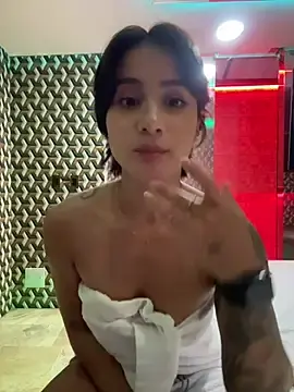 Stripchat Nude Webcam of Ale_Lewis