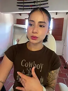 Stripchat Sex Cam of Ale_Lewis