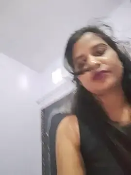 Stripchat Live Sex of cute_radhikaa