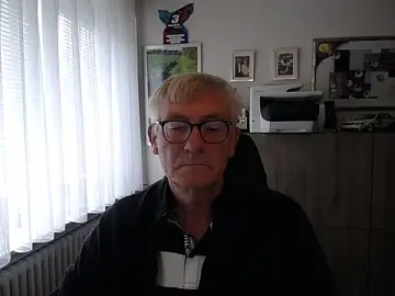 Stripchat Best live sex cam show of randyandy67