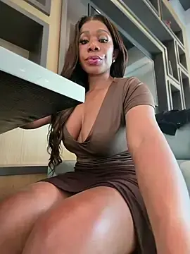 Stripchat Free Porn Cam of Belle___