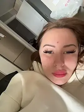 Stripchat Live Sex of AdinaKan
