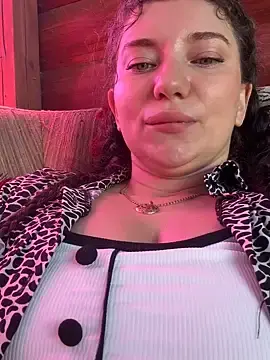 Stripchat Adult Video Chat of MooonReal