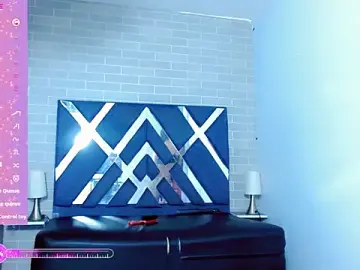 Stripchat Live Sex Cam of Raven_Doll19