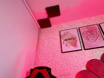 Stripchat Adult Webcam of luly_pink