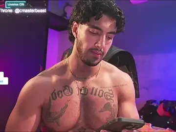 Stripchat Free Porn Cam of JACOB_MARTINS