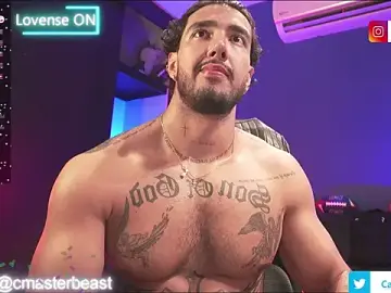 Stripchat Sex Cam of JACOB_MARTINS