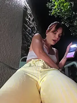 Stripchat Sex Cam of JuneLaFrenchie