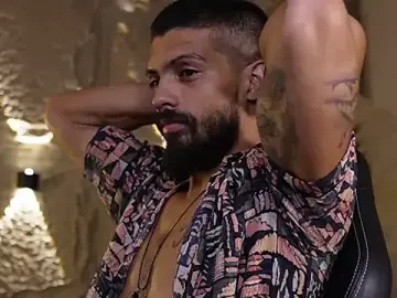 Stripchat Best live sex cam show of DannSaenz