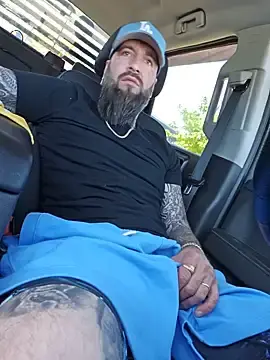 Stripchat Best live sex cam show of Beardedtattood