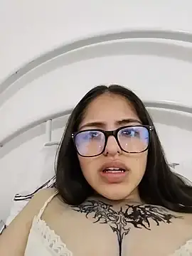 Stripchat Sex Cam of Goddesscut333
