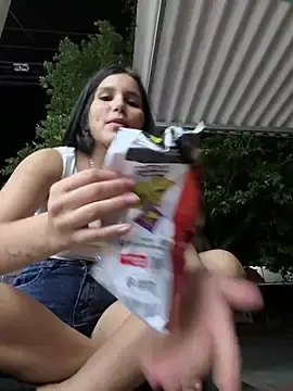 Stripchat Free Porn Cam of the_queen_of_street
