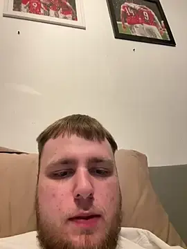 Stripchat Free Live Porn of BigDickLiam12